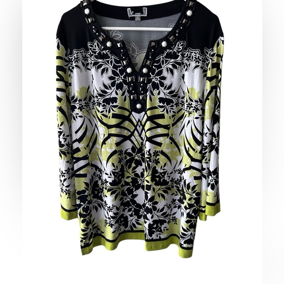 JM Collection tunic - Picture 1 of 3